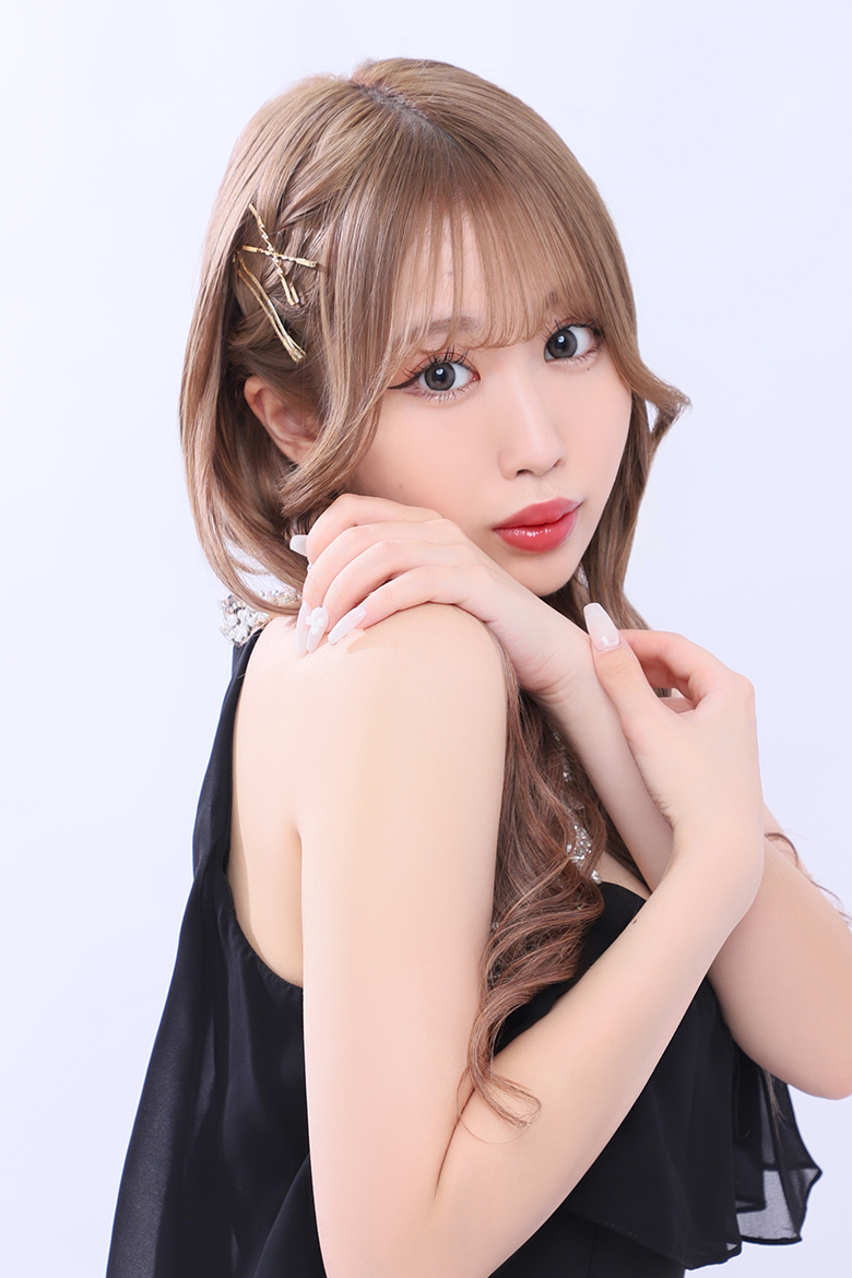ひな（HINA）SEASIDE CLUB