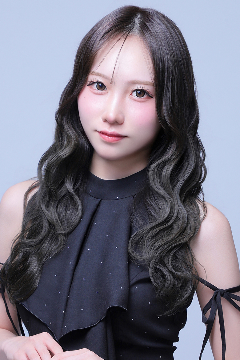 みく（MIKU）SEASIDE CLUB