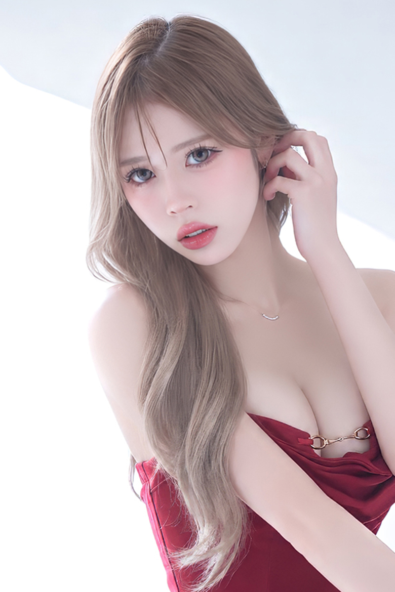 もも（MOMO）SEASIDE CLUB